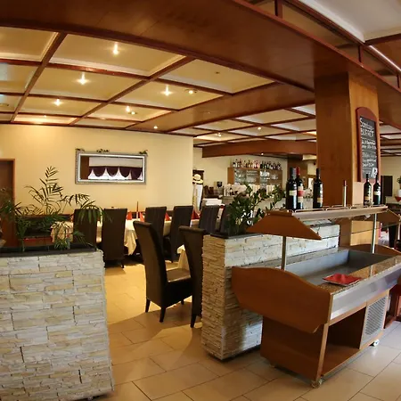 Am Rathaus מלון Munster (Darmstadt-Dieburg)